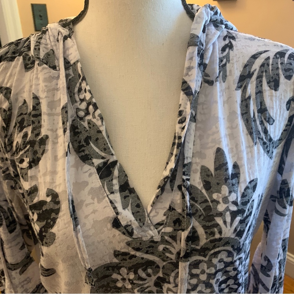 Marika Monochrome Floral Swim Coverup - Picture 2 of 7